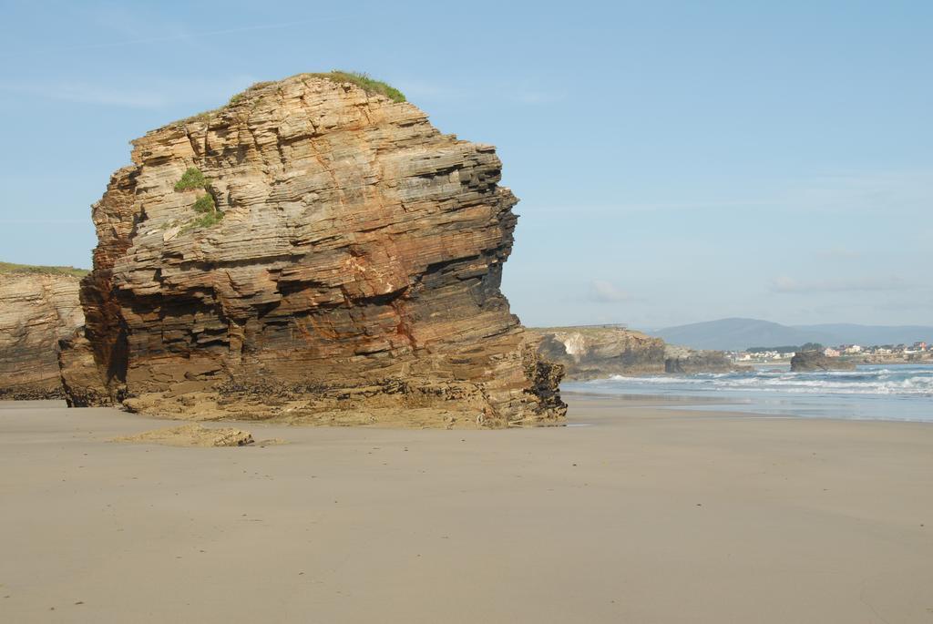 Hotel Playa De Las Catedrales Barreiros Luaran gambar